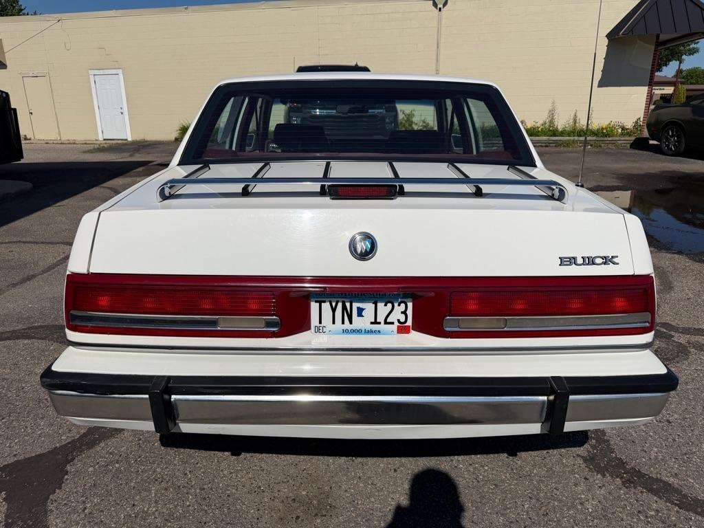 Buick LeSabre 4dr Sedan Ltd 1991