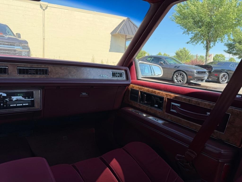 Buick LeSabre 4dr Sedan Ltd 1991