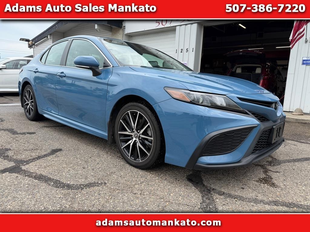 Toyota Camry Hybrid SE Nightshade CVT (Natl) 2023