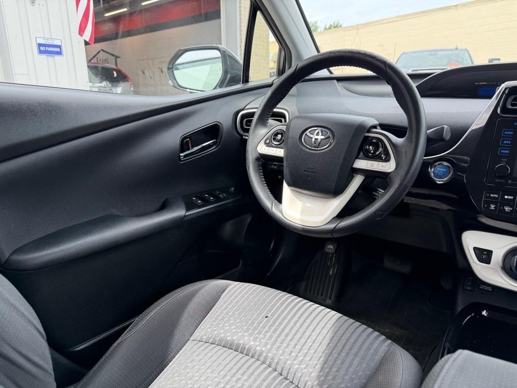 Toyota Prius Prime Advanced (Natl) 2017