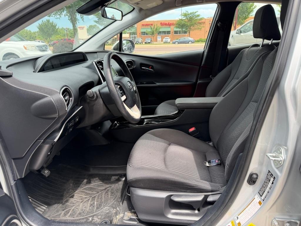 Toyota Prius Prime Advanced (Natl) 2017