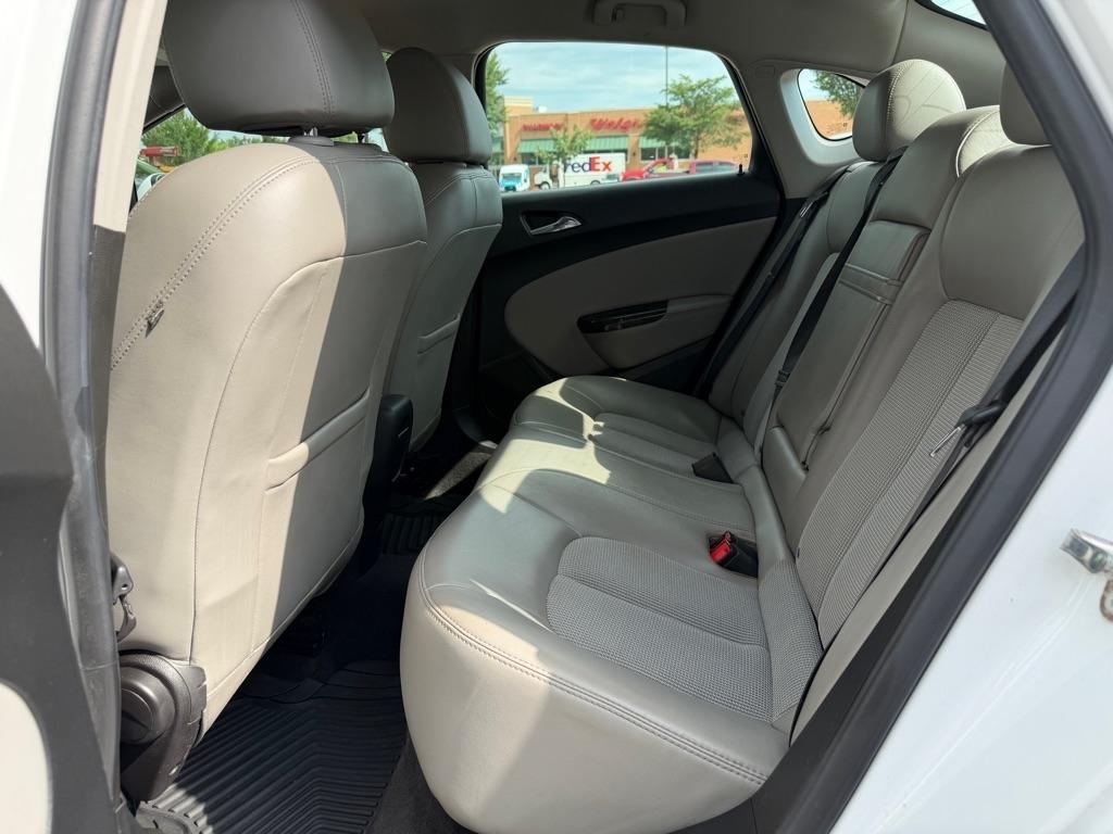 Buick Verano 4dr Sdn Convenience Group 2015