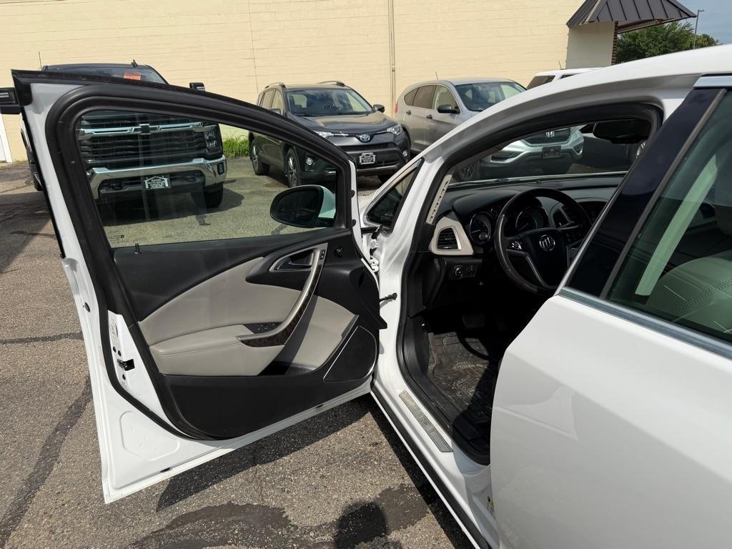 Buick Verano 4dr Sdn Convenience Group 2015