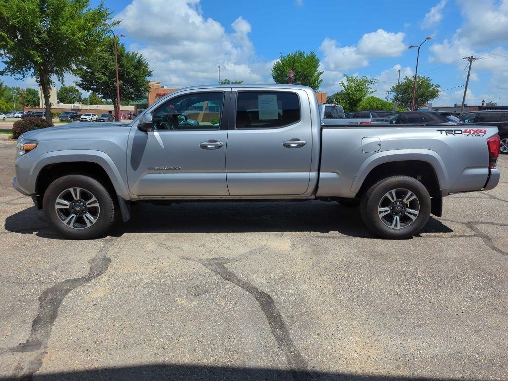 Toyota Tacoma 4WD Double Cab LB V6 AT TRD Off Road (Natl) 2016