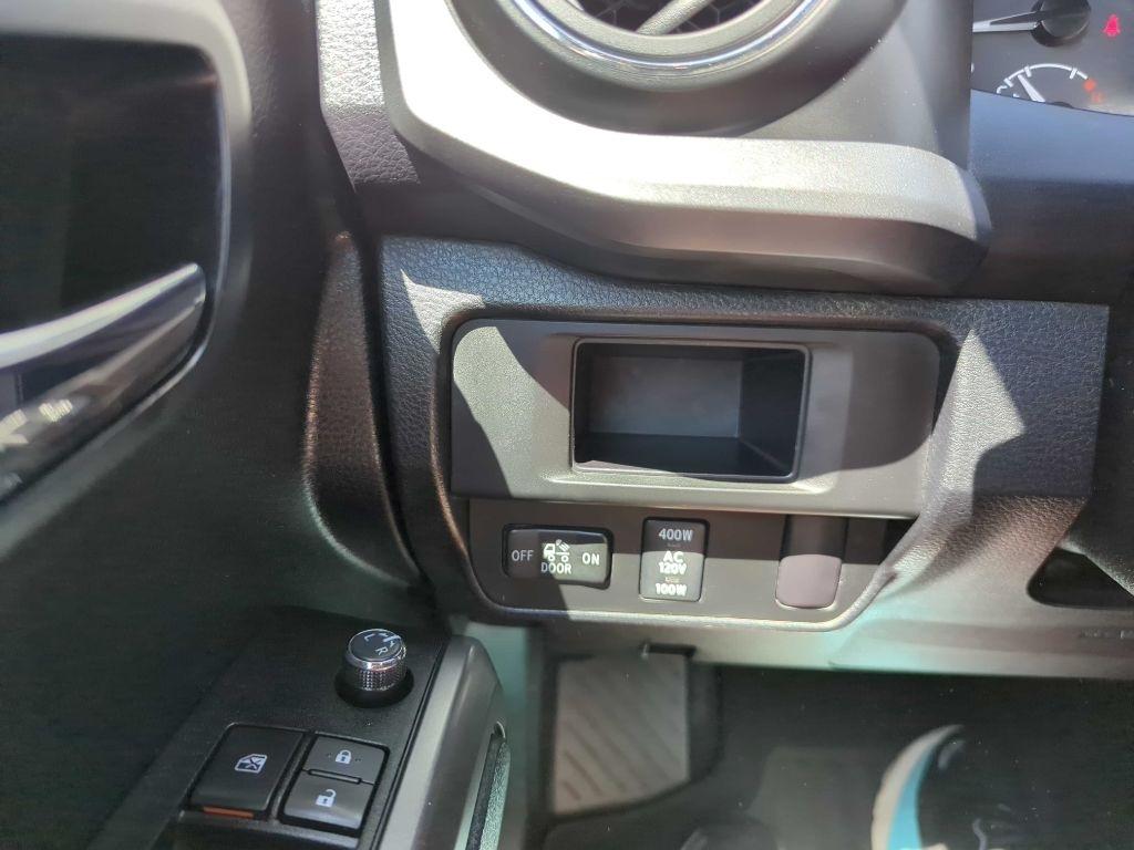 Toyota Tacoma 4WD Double Cab LB V6 AT TRD Off Road (Natl) 2016