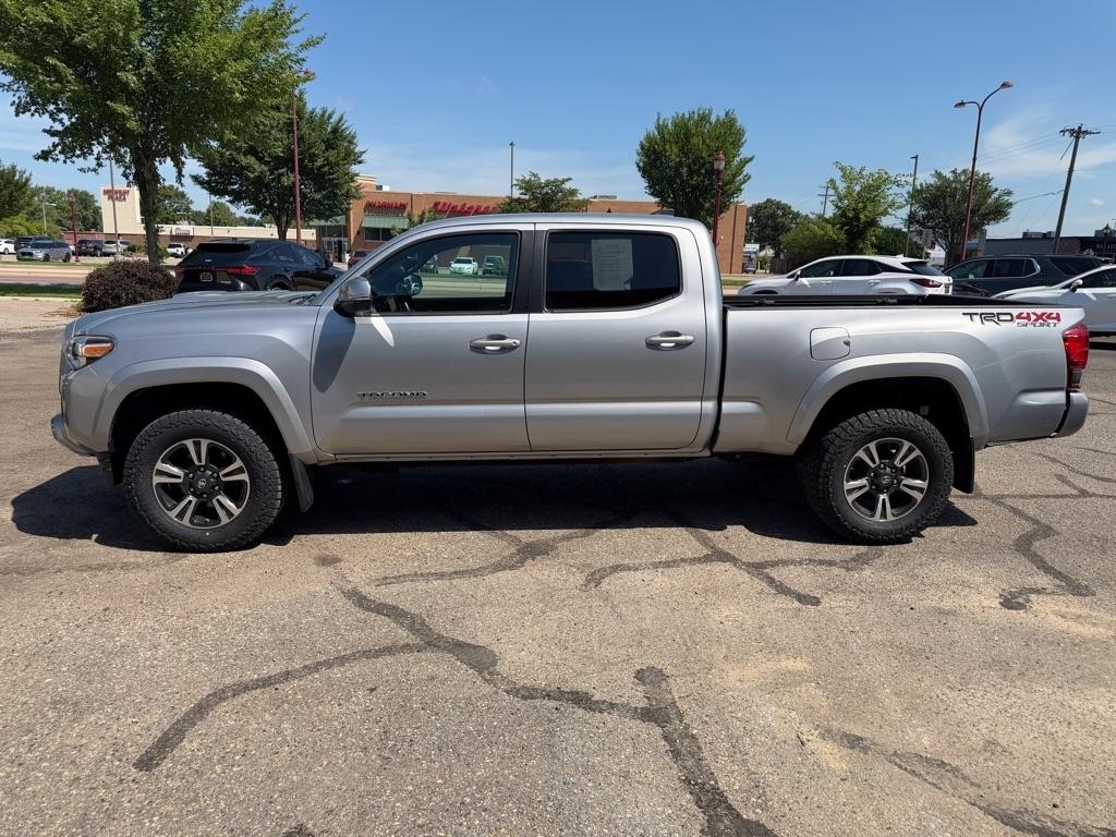 Toyota Tacoma 4WD Double Cab LB V6 AT TRD Off Road (Natl) 2016