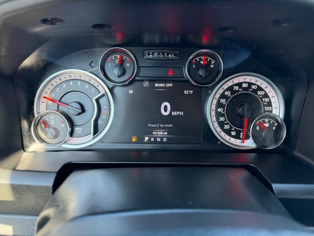 RAM 1500 Classic SLT 4x4 Crew Cab 6'4" Box 2019