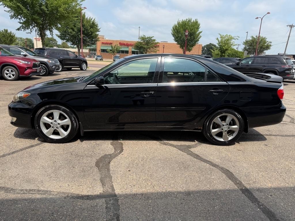 Toyota Camry 4dr Sdn SE V6 Auto (Natl) 2005