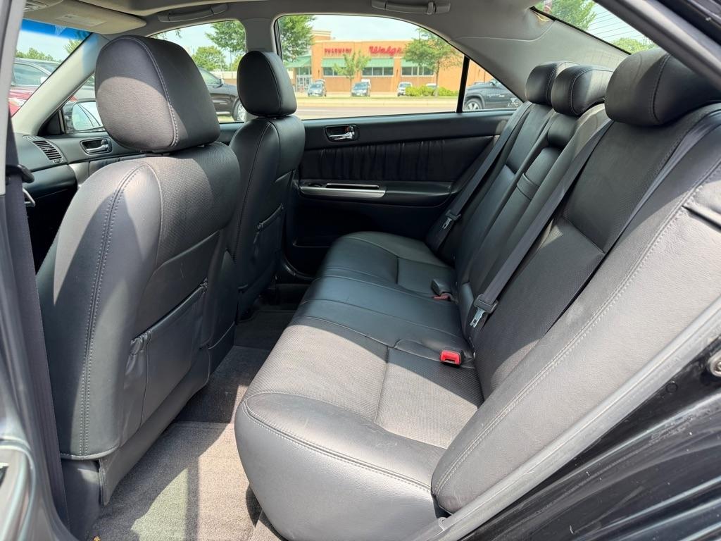 Toyota Camry 4dr Sdn SE V6 Auto (Natl) 2005
