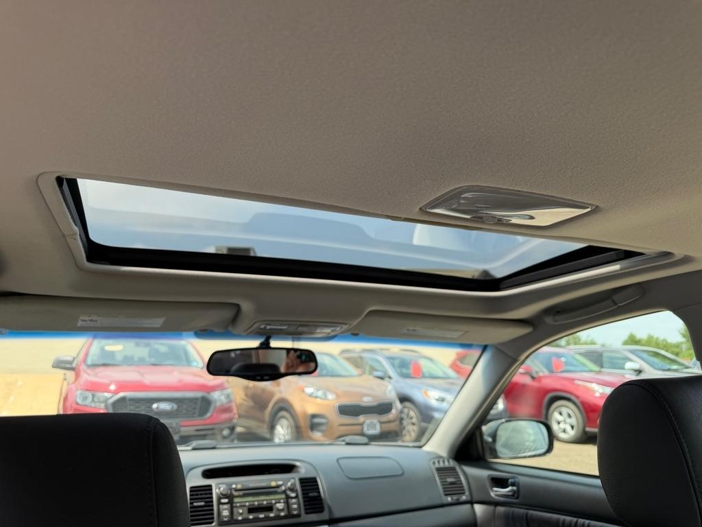 Toyota Camry 4dr Sdn SE V6 Auto (Natl) 2005