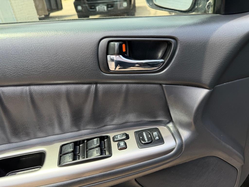 Toyota Camry 4dr Sdn SE V6 Auto (Natl) 2005
