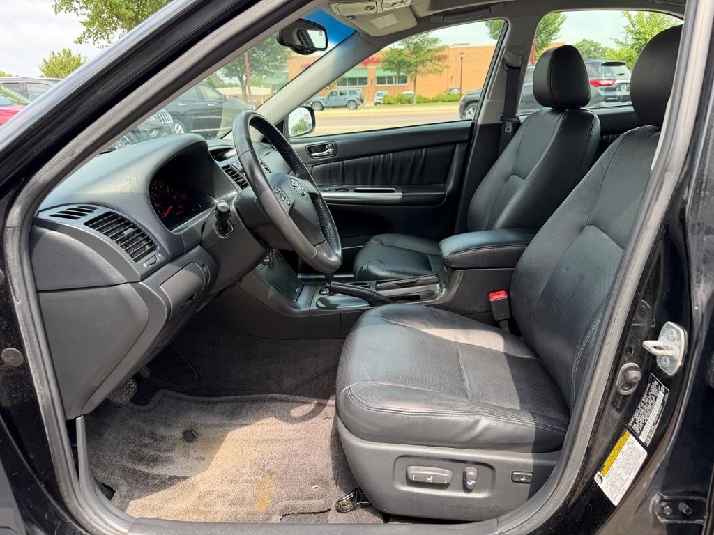 Toyota Camry 4dr Sdn SE V6 Auto (Natl) 2005