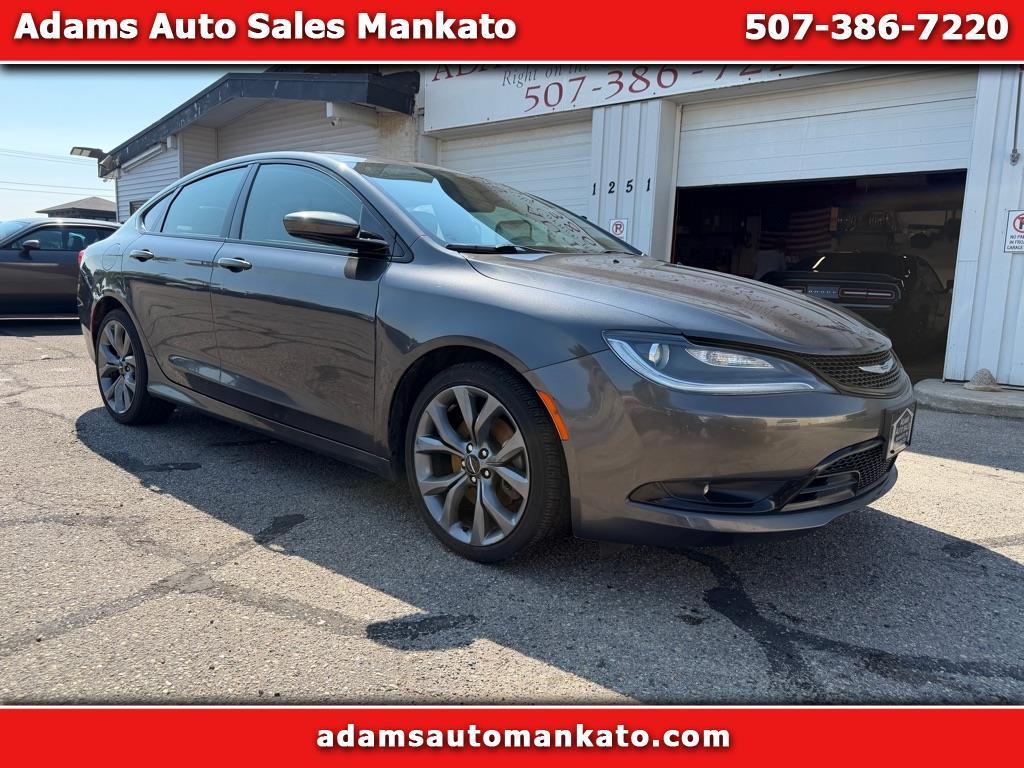 2016 Chrysler 200 4dr Sdn S AWD