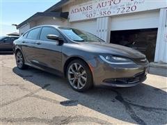 2016 Chrysler 200 