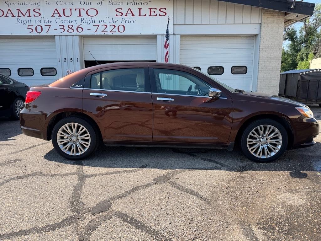 Chrysler 200 4dr Sdn Limited 2012