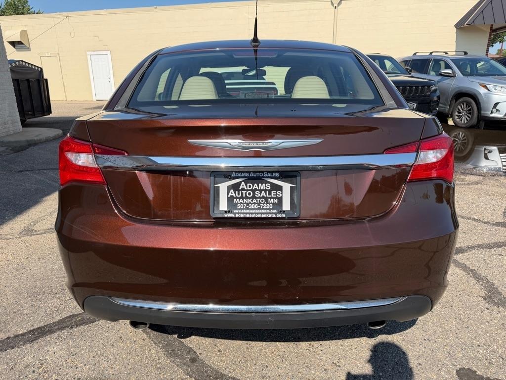 Chrysler 200 4dr Sdn Limited 2012