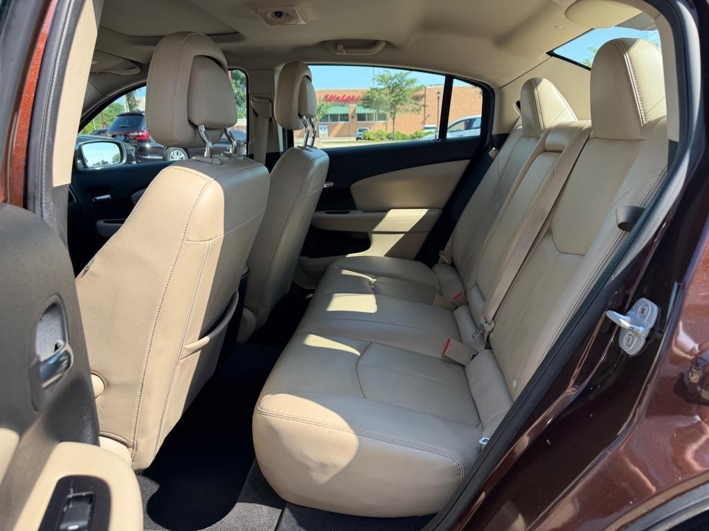 Chrysler 200 4dr Sdn Limited 2012