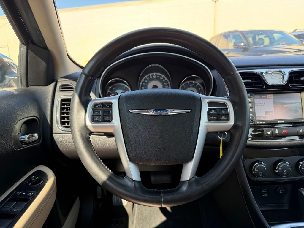 Chrysler 200 4dr Sdn Limited 2012