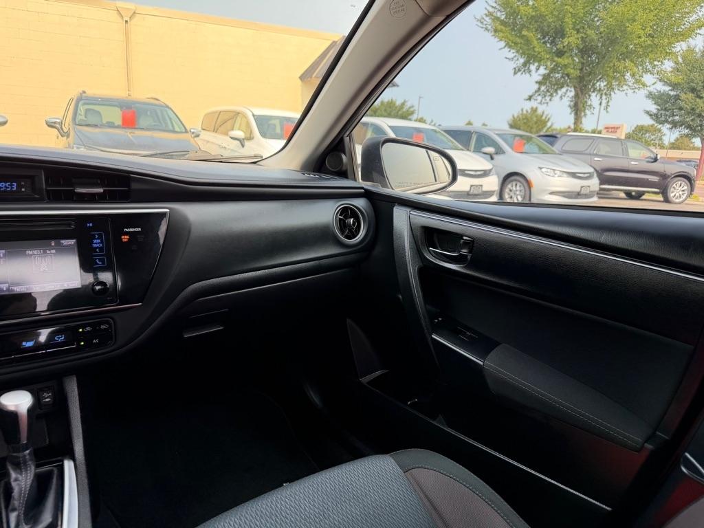 Toyota Corolla 50th Anniversary Special Edition CVT (Natl) 2017