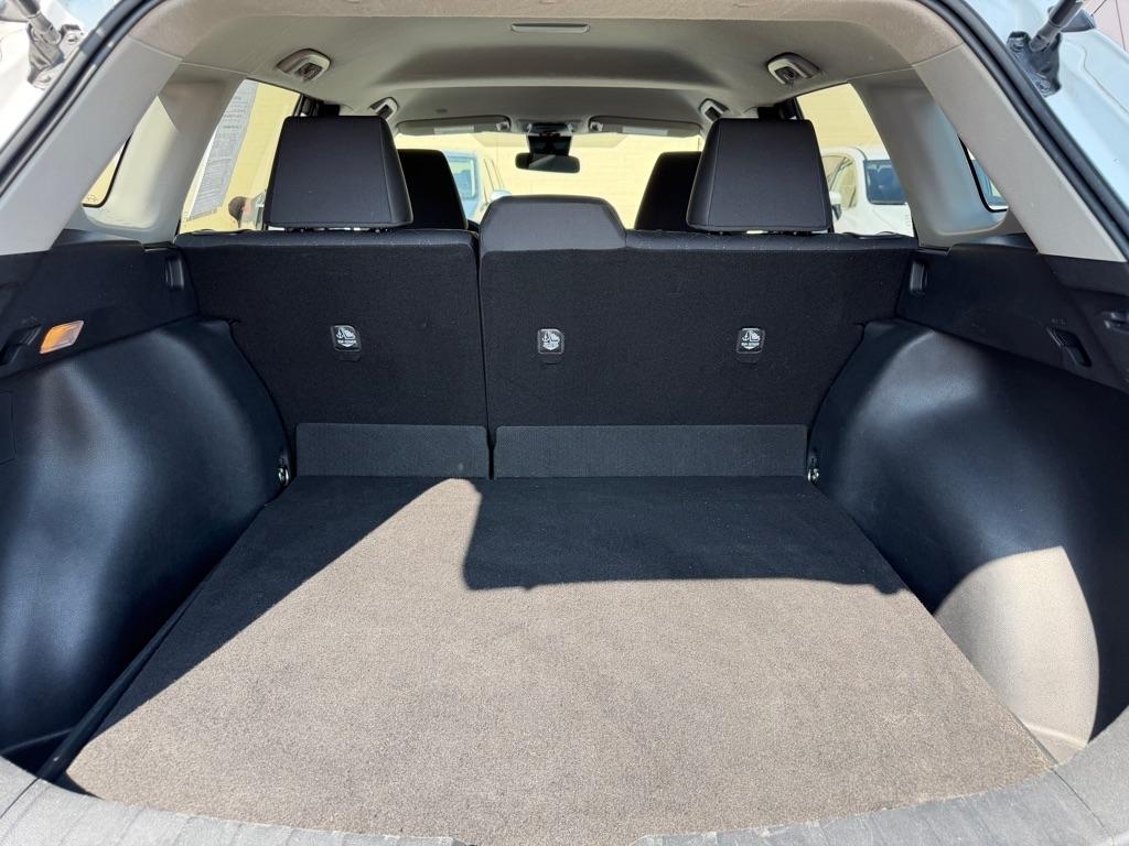 Toyota Corolla Cross LE 4WD (Natl) 2022