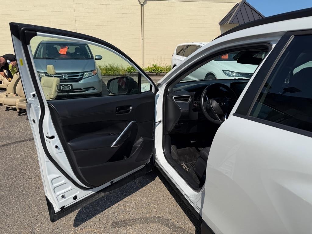 Toyota Corolla Cross LE 4WD (Natl) 2022