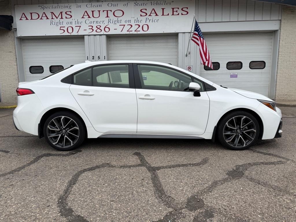 Toyota Corolla SE Nightshade CVT (Natl) 2022