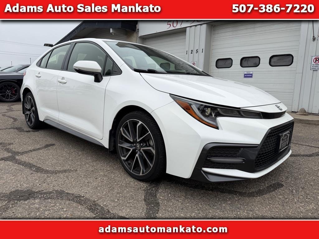 Toyota Corolla SE Nightshade CVT (Natl) 2022