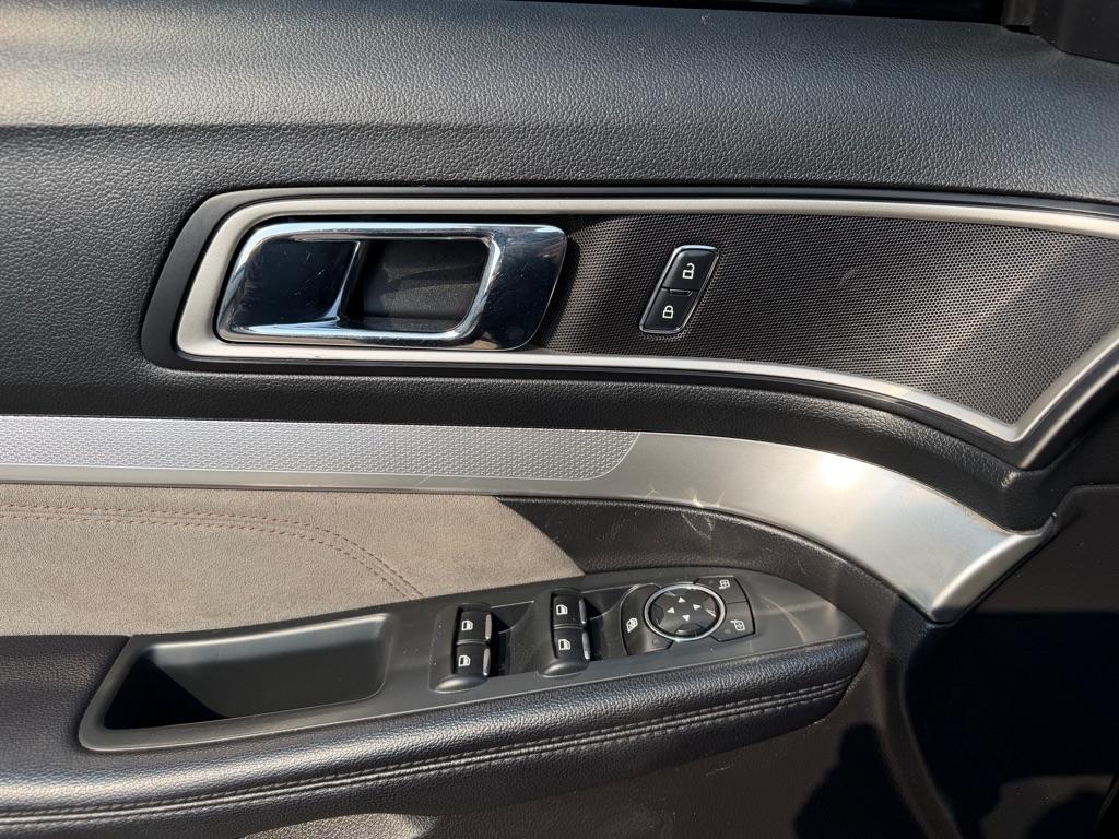 Ford Explorer XLT 4WD 2017