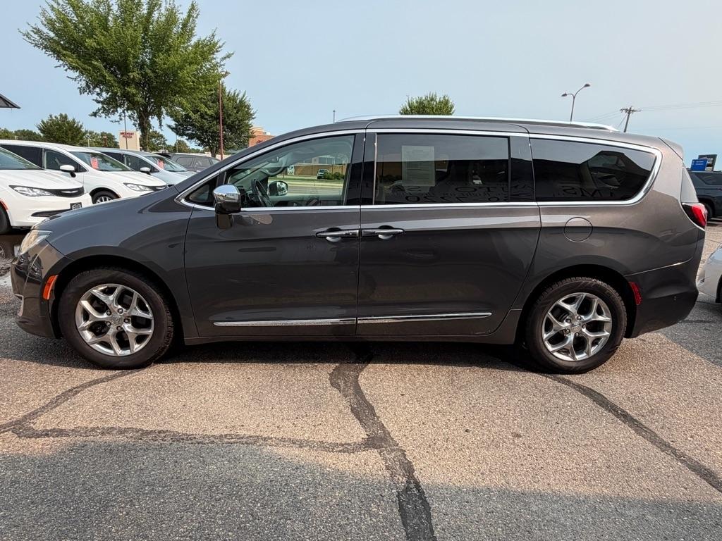 Chrysler Pacifica Limited FWD 2018