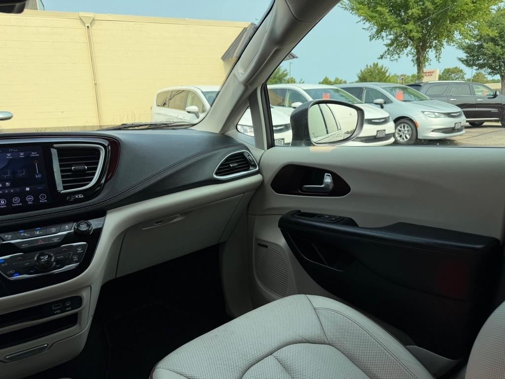 Chrysler Pacifica Limited FWD 2018