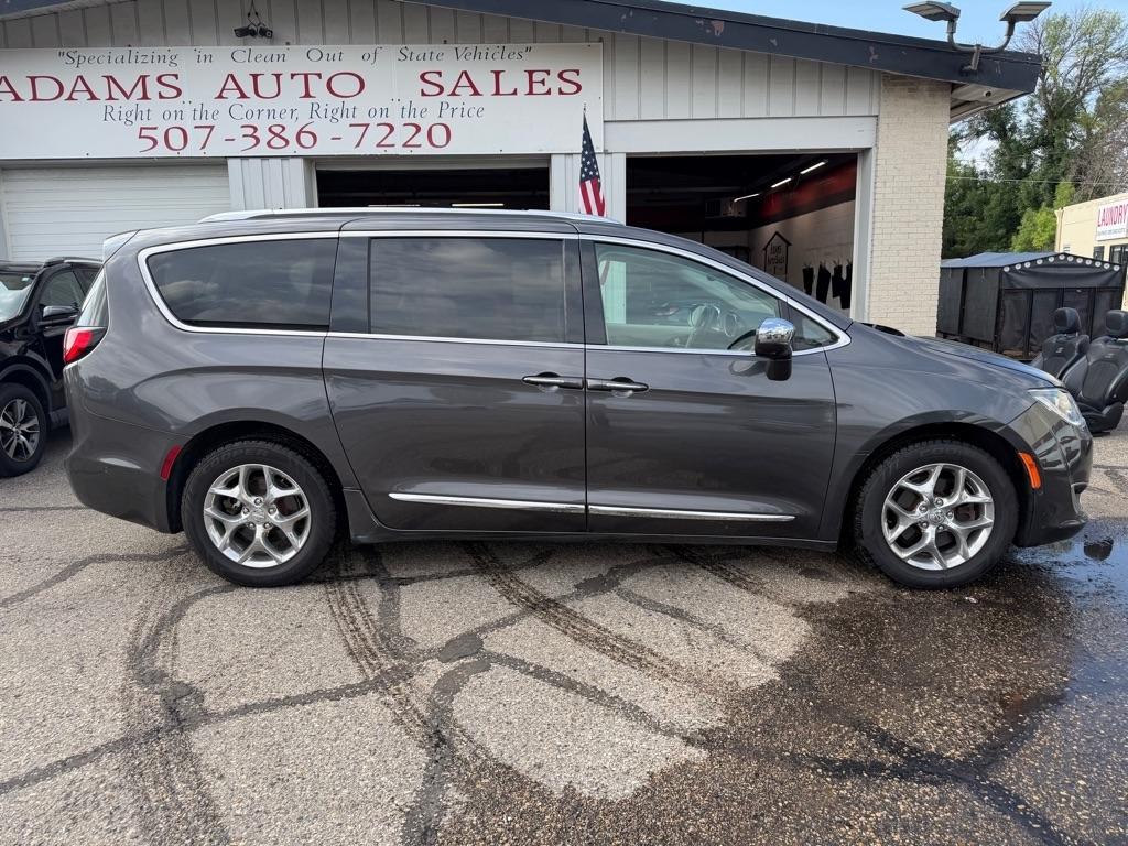 Chrysler Pacifica Limited FWD 2018