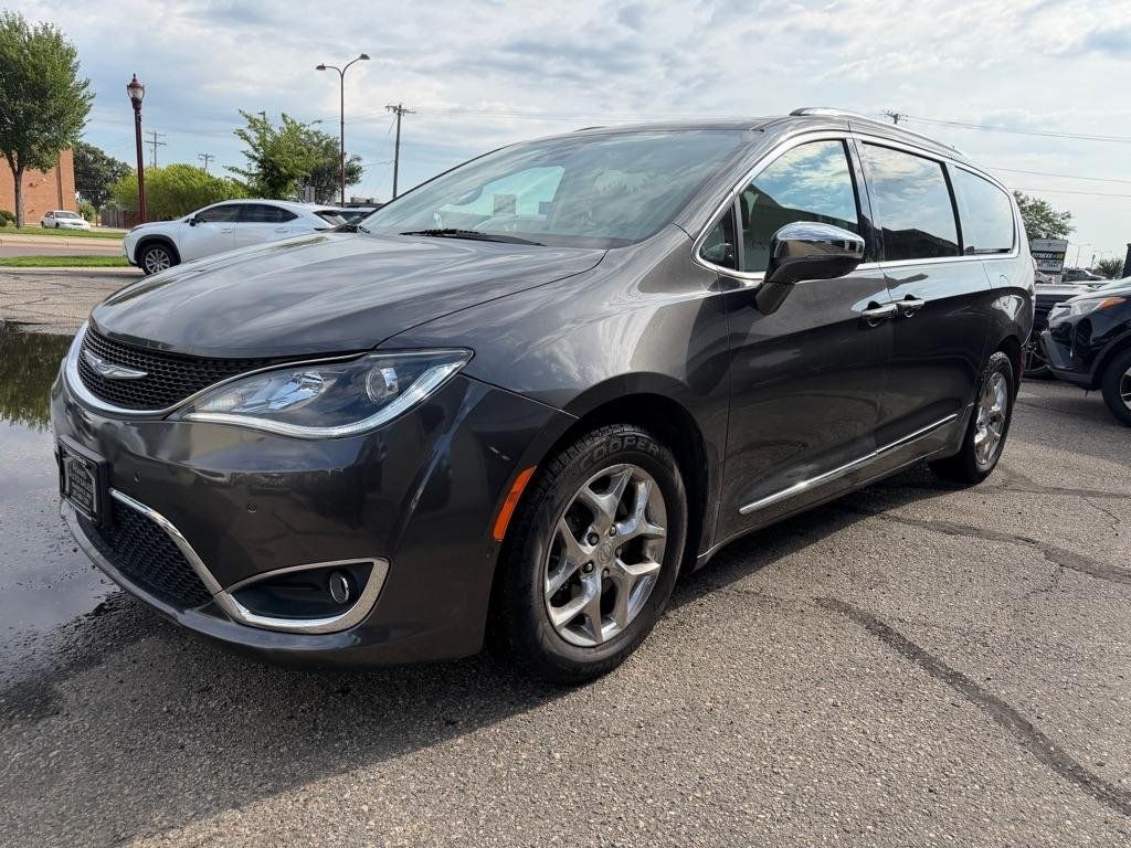 Chrysler Pacifica Limited FWD 2018
