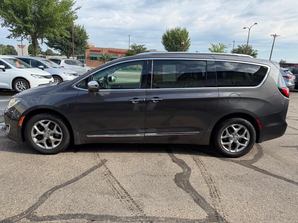 Chrysler Pacifica Limited FWD 2018