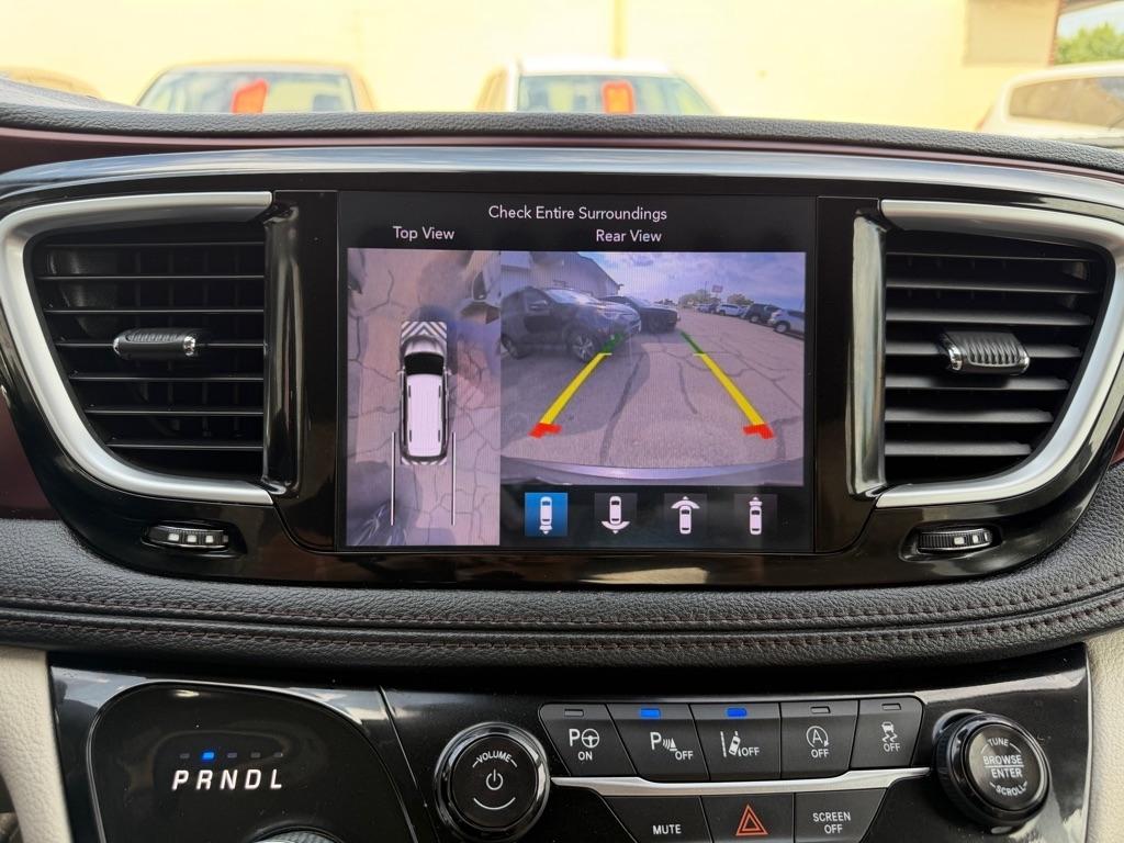 Chrysler Pacifica Limited FWD 2018