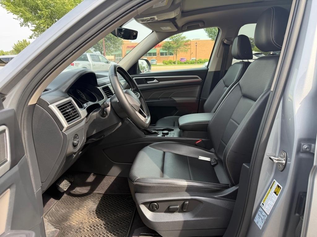 Volkswagen Atlas 2021.5 3.6L V6 SE w/Technology 4MOTION 2021