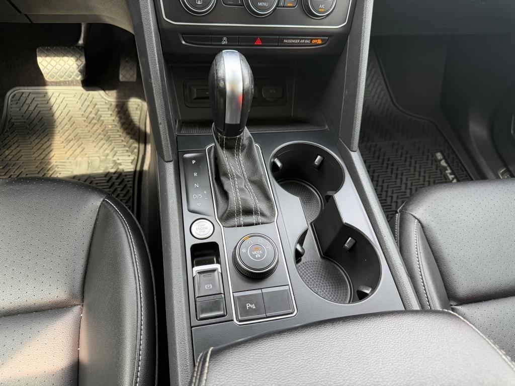 Volkswagen Atlas 2021.5 3.6L V6 SE w/Technology 4MOTION 2021