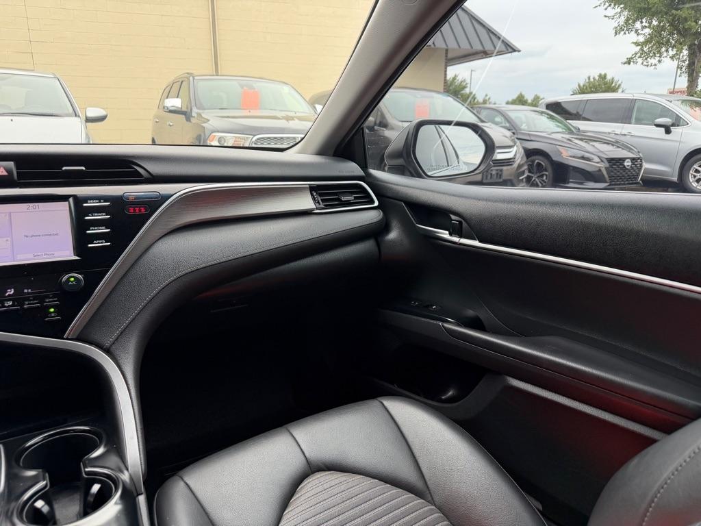 Toyota Camry XLE Auto (Natl) 2018