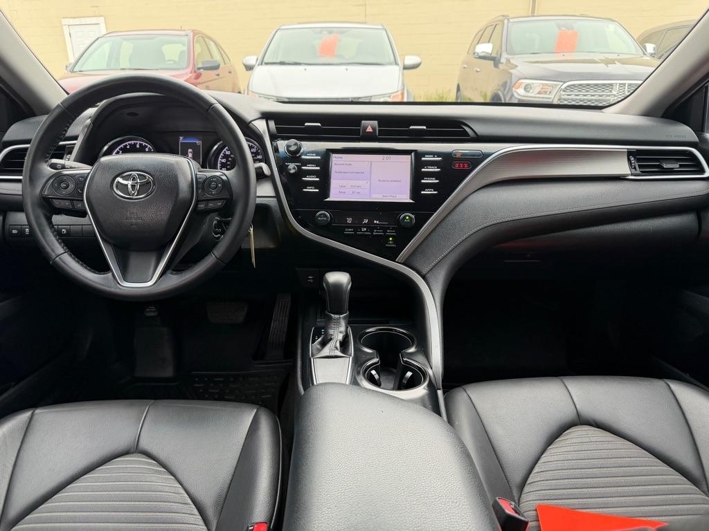 Toyota Camry XLE Auto (Natl) 2018