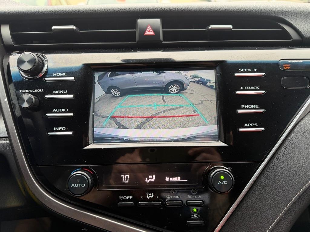 Toyota Camry XLE Auto (Natl) 2018