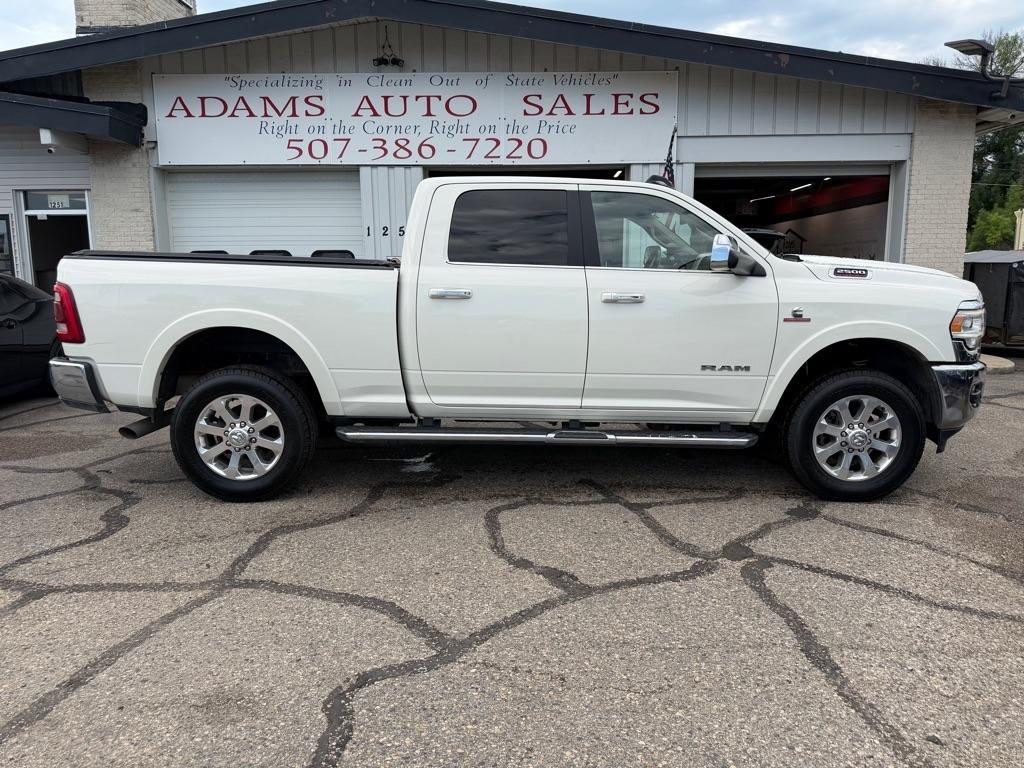 RAM 2500 Laramie 4x4 Crew Cab 6'4" Box 2022