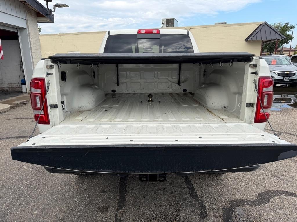 RAM 2500 Laramie 4x4 Crew Cab 6'4" Box 2022