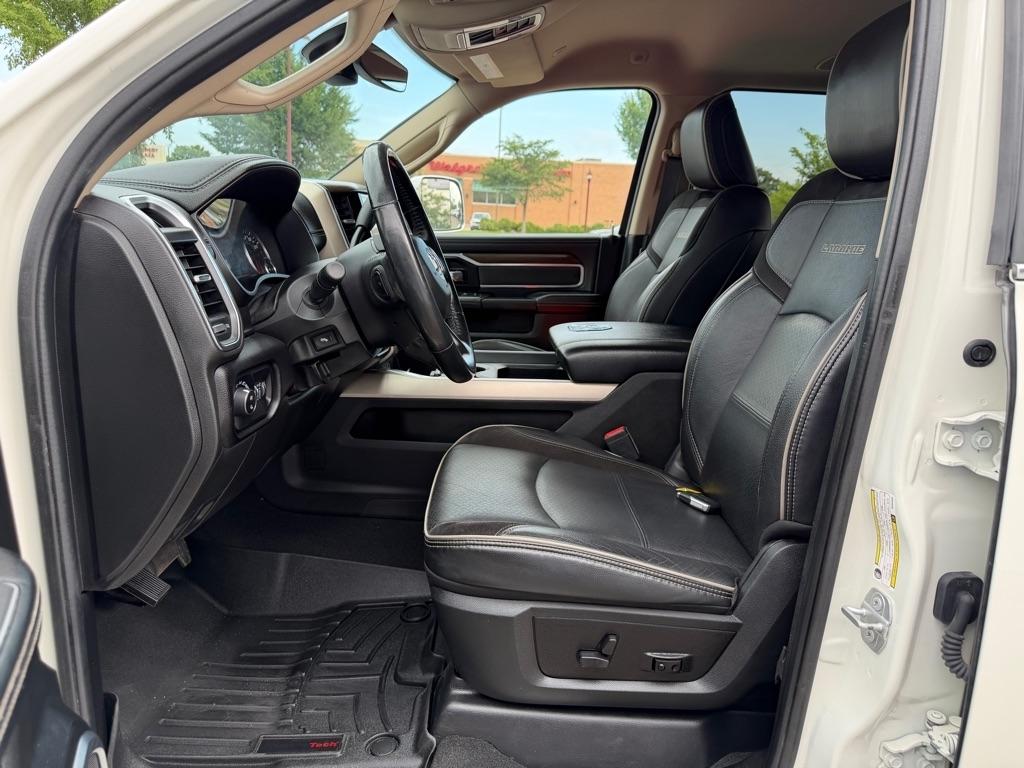 RAM 2500 Laramie 4x4 Crew Cab 6'4" Box 2022