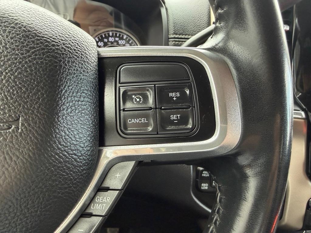 RAM 2500 Laramie 4x4 Crew Cab 6'4" Box 2022