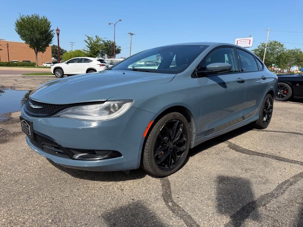 Chrysler 200 4dr Sdn S FWD 2015