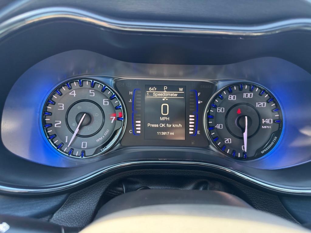 Chrysler 200 4dr Sdn S FWD 2015