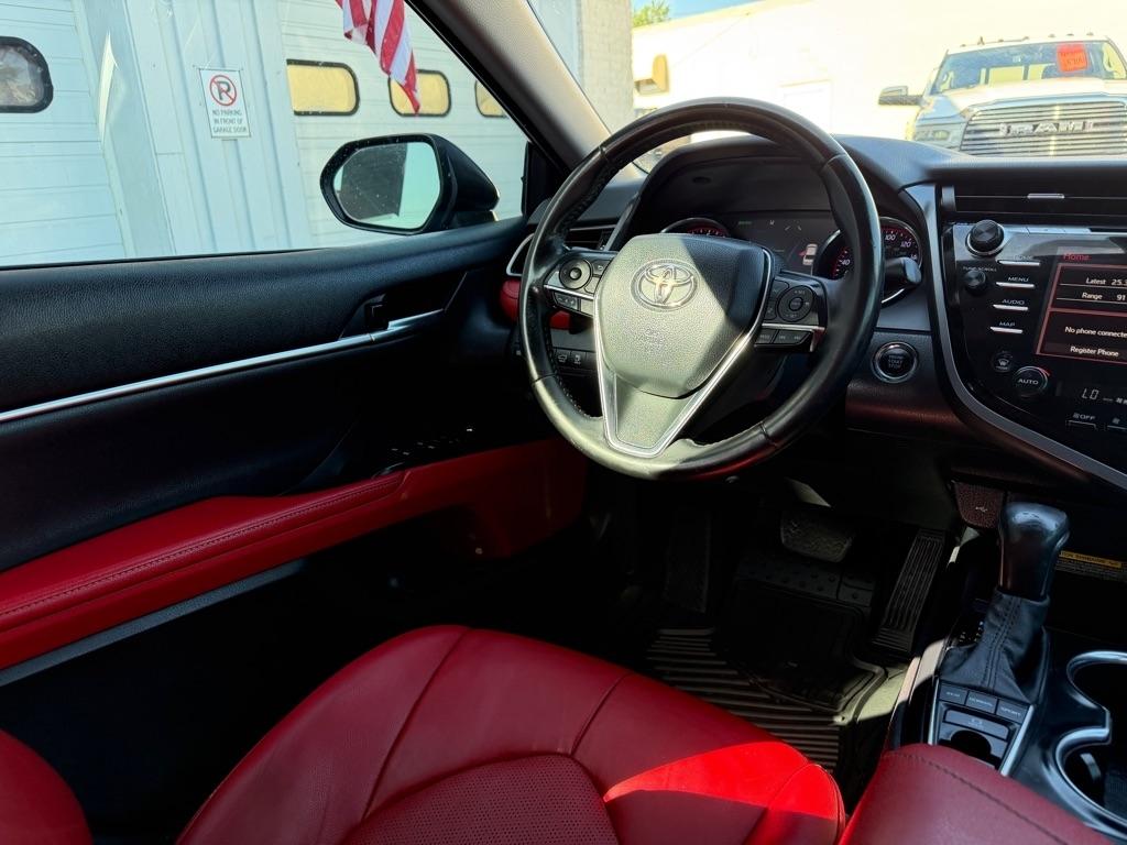 Toyota Camry XSE Auto (Natl) 2020