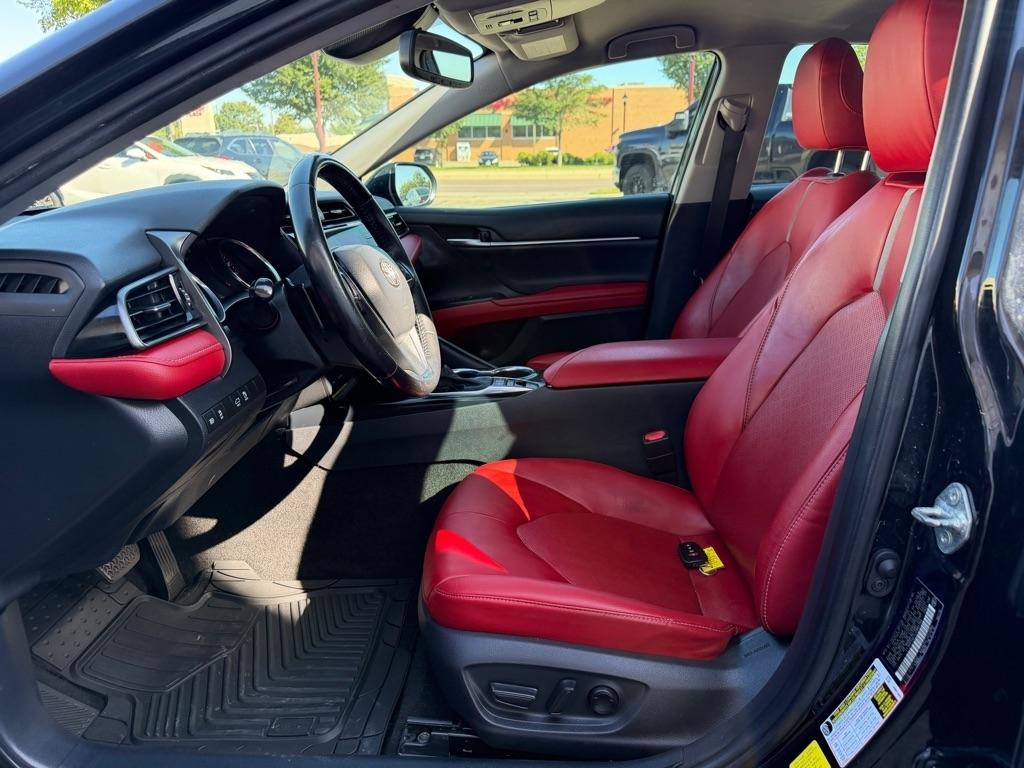 Toyota Camry XSE Auto (Natl) 2020