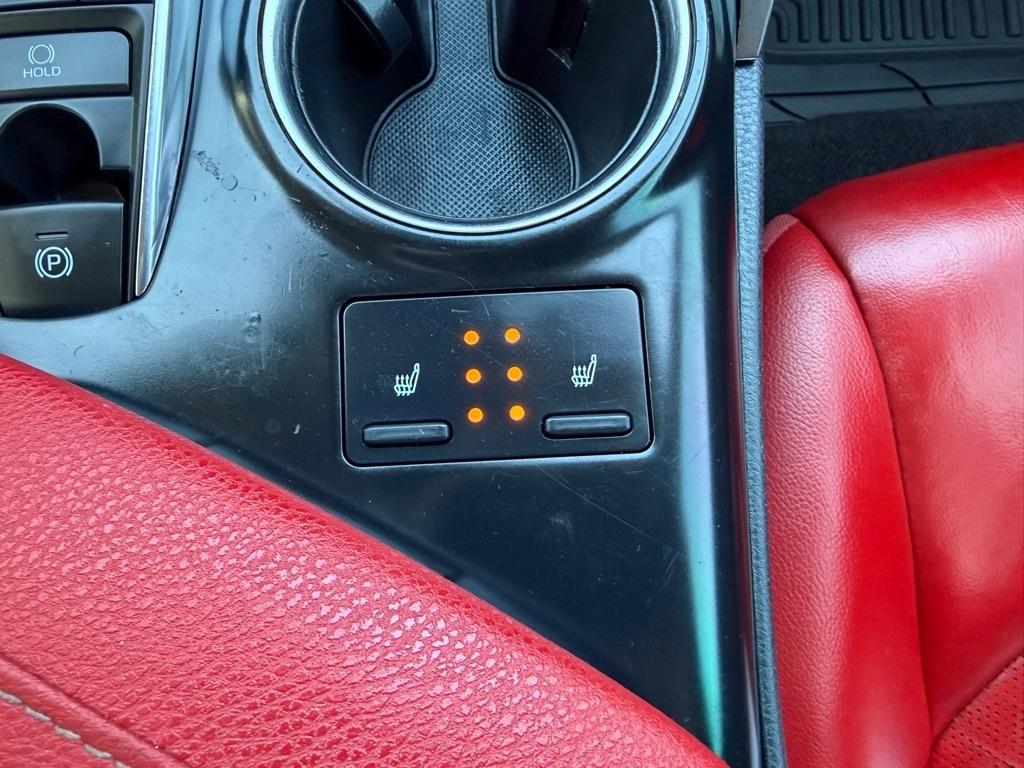 Toyota Camry XSE Auto (Natl) 2020