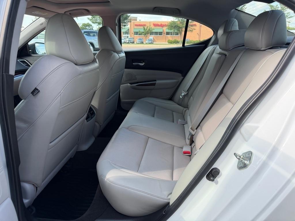 Acura TLX 4dr Sdn FWD Tech 2015