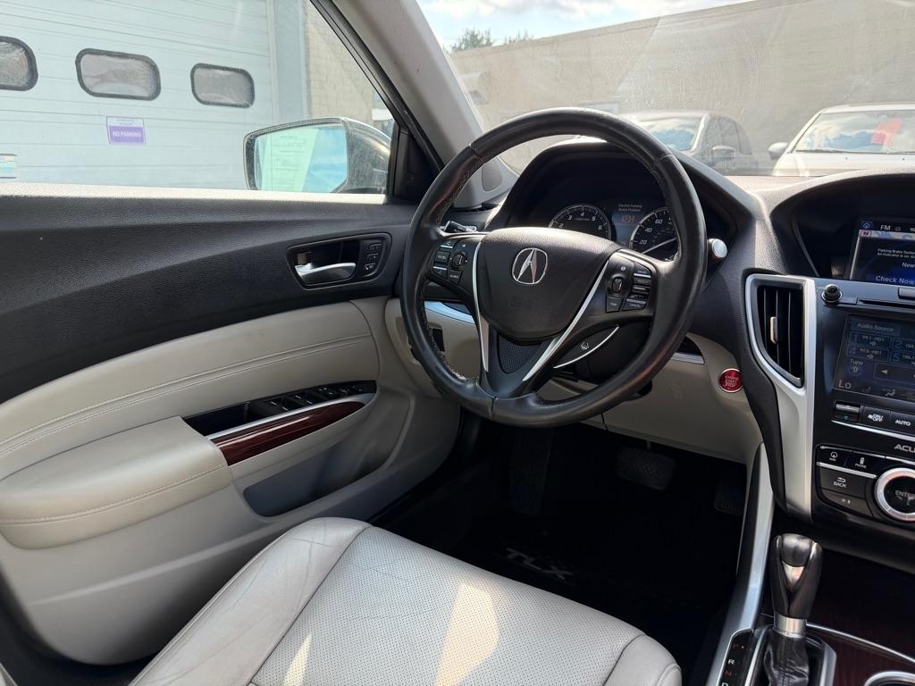 Acura TLX 4dr Sdn FWD Tech 2015